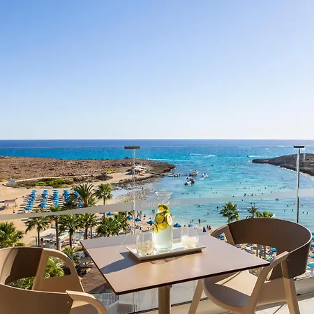 The Healthy Stay-padel, Pool&fitness فندق أيا نابا