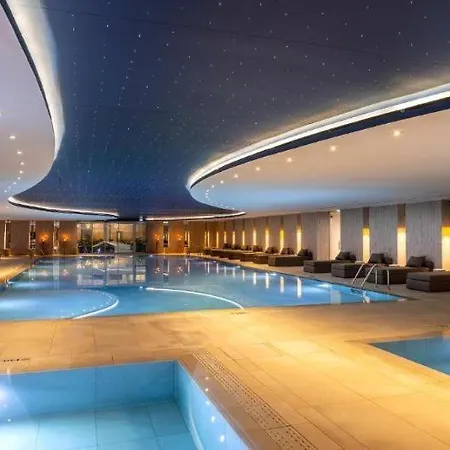 The Healthy Stay-padel, Pool&fitness فندق أيا نابا